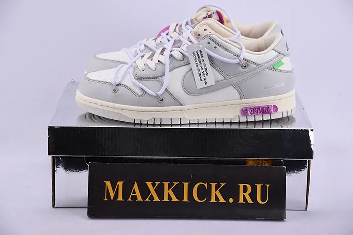 Off-White x Nike Dunk Low DM1602-118